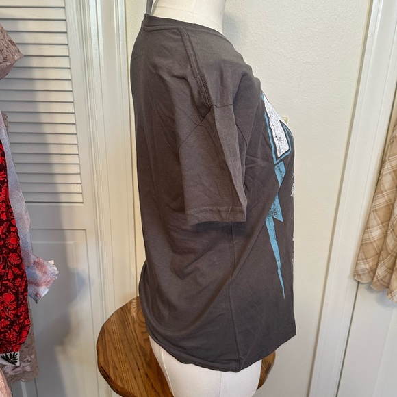 Kiss Gray TShirt Size XSmall NWT - Picture 5 of 7